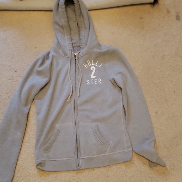 Hollister zip up - Picture 1 of 5